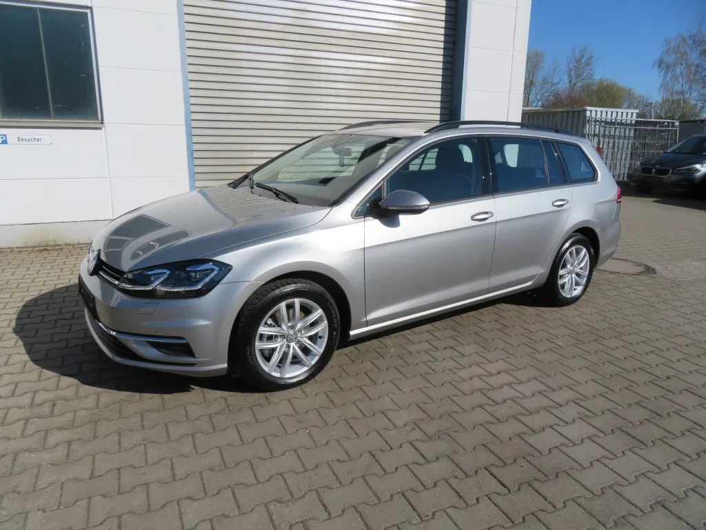 Volkswagen Golf VARIANT 1.0 TSI DSG COMFORTLINE*NAVI*ACC* Image 3