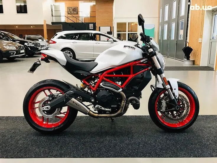 Ducati Monster Image 7